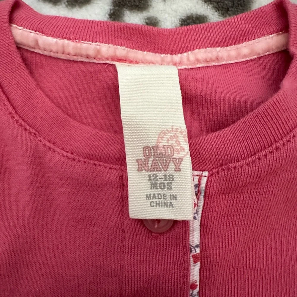 NWOT Old Navy Henley Bodysuit Onesie in Pink Size 12-18 months
